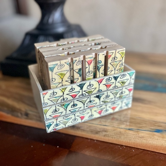 Mini Pallet & Crate Coaster Set martini cocktail print. 4 Coasters w/ crate - Picture 4 of 6